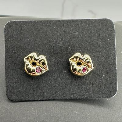 Mixed Jewelry Lot  Earrings And Necklaces Including Red Agat, Amber, Aventurine, Labradorite 