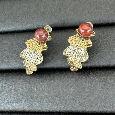 Luxurious Gold Alloy Plated Earrings