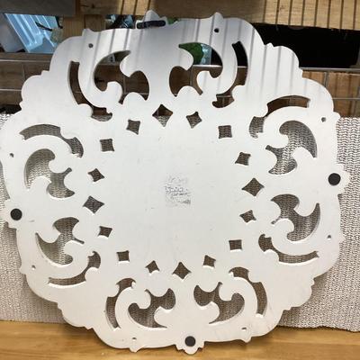 24 in wide floral white wooden wall décor