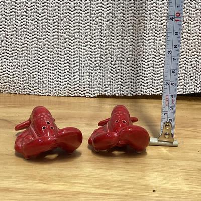 lobster salt and pepper shakers