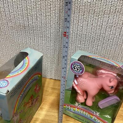 Hasbro My Little Pony 35th Anniversary Original 1983 Collection Blue Belle and Cotton Candy. 