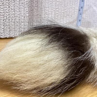 fur tail- fox?