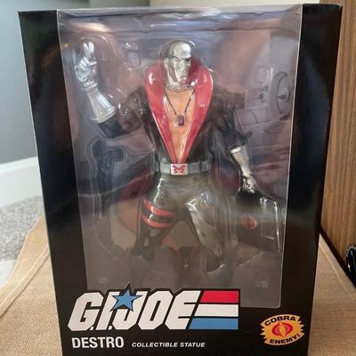 G.I. Joe Destro 1:8 scale PVC statue.