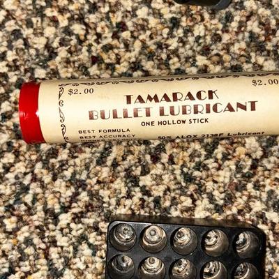 LYMAN NO. 55 BENCH-MOUNT POWDER MEASURE FOR RELOADING AMMUNITION, LEE POWDER MEASURE KIT BOX OF 11mm (7/16”) STEEL BALLS AND MORE