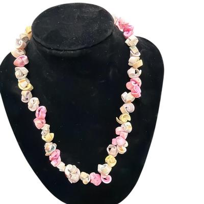 Sale Photo Thumbnail #55: Vintage Faux Puka Shell Necklace  Screw Clasp
See Photo for size