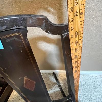 Lot 3 Vintage sewing rocking chair