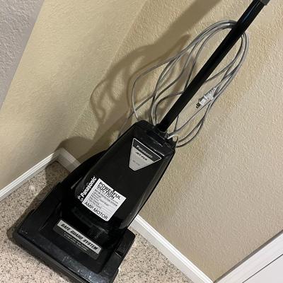 Lot 47 Panasonic vacuum
