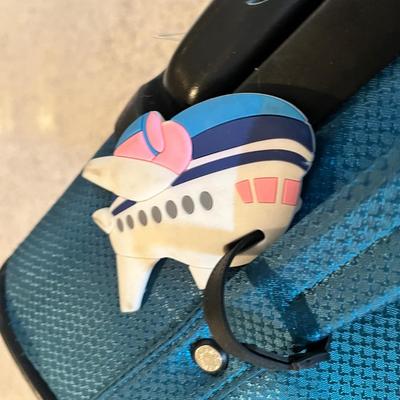 Lot 53 Roller luggage