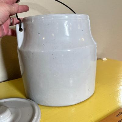 Lot 65 Pfaltzgraff Cookie Jar