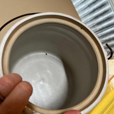 Lot 65 Pfaltzgraff Cookie Jar