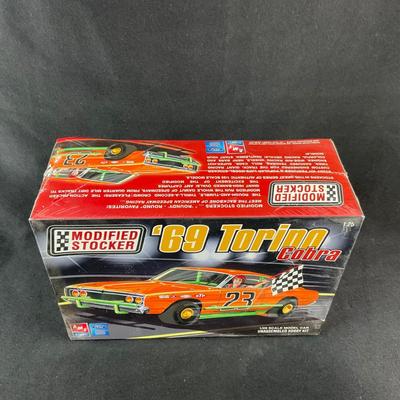 Sale Photo Thumbnail #408