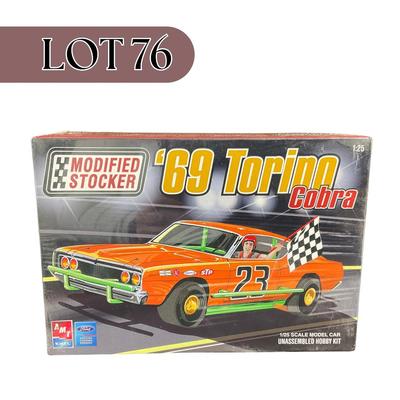 Sale Photo Thumbnail #406