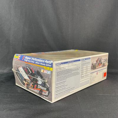 Sale Photo Thumbnail #414