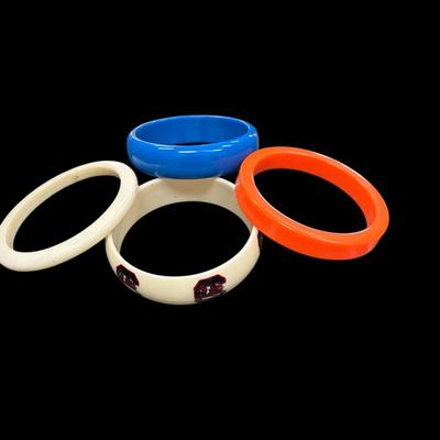 Sale Photo Thumbnail #105: Set of 4 Acrylic Bangle Bracelets