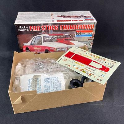 Sale Photo Thumbnail #456