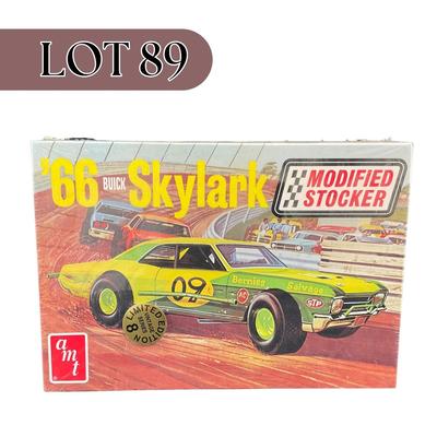 Sale Photo Thumbnail #478