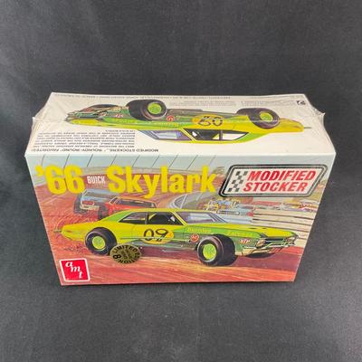 Sale Photo Thumbnail #480