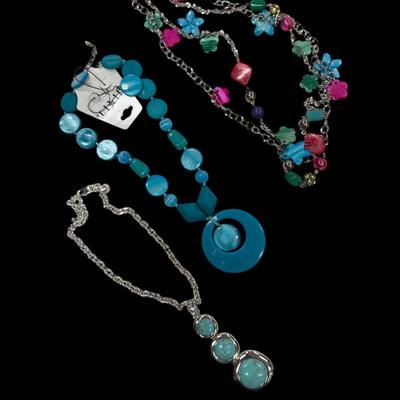 Sale Photo Thumbnail #159: Set of Three Fashion Necklaces with Colorful Beads and Metal Chains