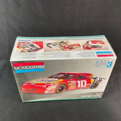 Sale Photo Thumbnail #500