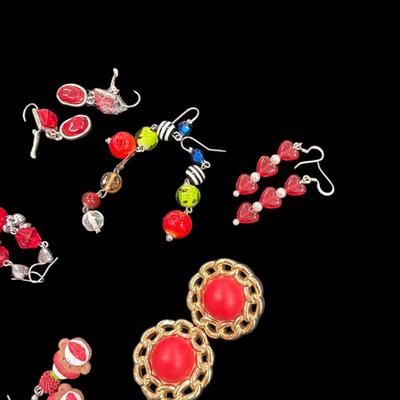 Sale Photo Thumbnail #160: Assorted Lot of Red and Gold Toned Costume Earrings and One Brooch