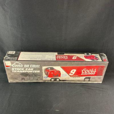 -100- 1:25 SCALE | Coors Bill Elliott Stock Car Transporter | Sealed