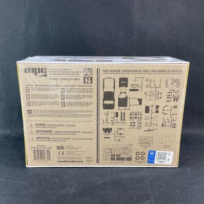 -102- 1:25 SCALE | Pontiac GTO Super Stocker Model Kit | Sealed