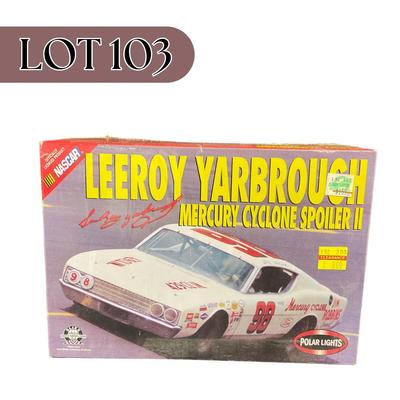 -103- 1:25 SCALE | Leeroy Yarbrough Mercury Cyclone Spoiler II Model Kit | Sealed