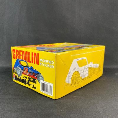 -105- 1:25 SCALE | Gremlin Modified Stocker Model Kit | Opened