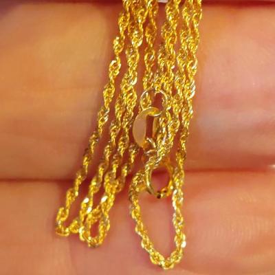 New! Solid 18kt Gold Chain 18"