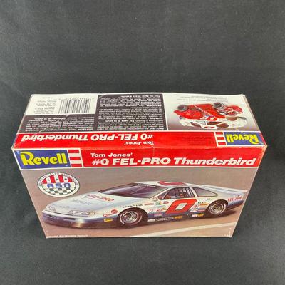 -110- 1:25 SCALE | Tom Jones #0 Fel-Pro Thunderbird Model Kit | Opened