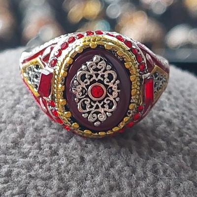 Fashion Ring