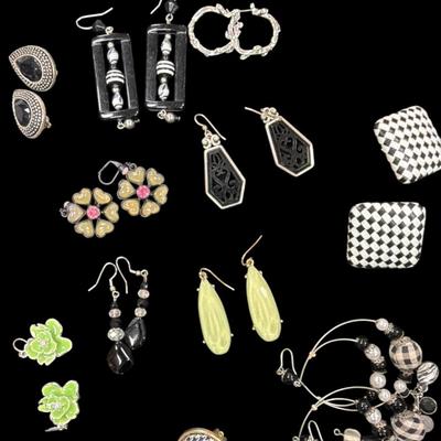 Sale Photo Thumbnail #209: Black, White and Green all over Earrings