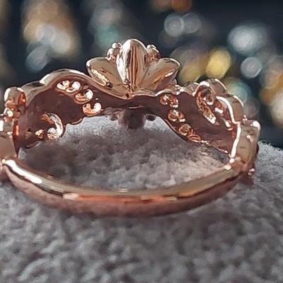 Beautiful black stone rose gold size 8