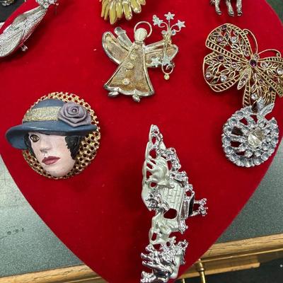 Sale Photo Thumbnail #223: Be Still My Heart Look at all the Brooches
