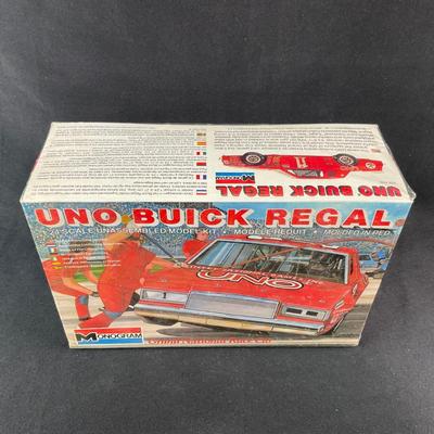 -111- 1:24 SCALE | Uno Buick Regal Model Kit | Sealed