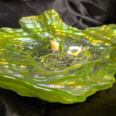 Vintage Iridescent Green Ruffled Art Glass Bowl – Carnival Style Freeform Dish