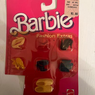 Barbie fashion add ons