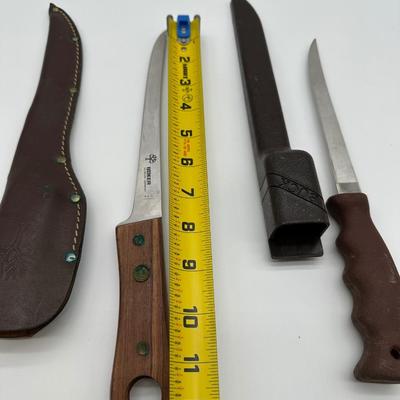 Buck 123A Fixed Blade Filet Knife & Boker Solingen Stainless Filet Knife w/ Sheaths – Lot of 2