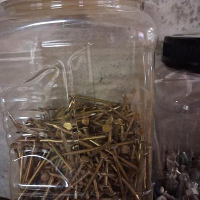 ASSORTMENT OF HARDWARE