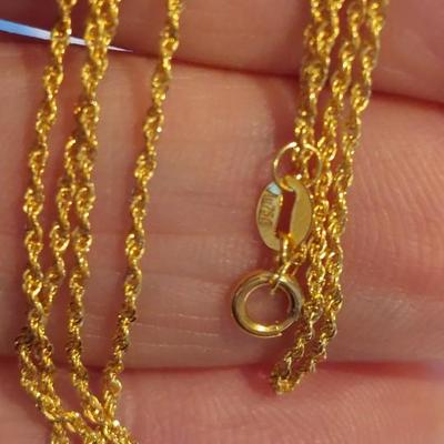 New! Solid 18kt Gold Chain 18"