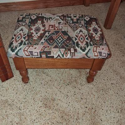 END TABLE, FOOT STOOL AND WALL ART