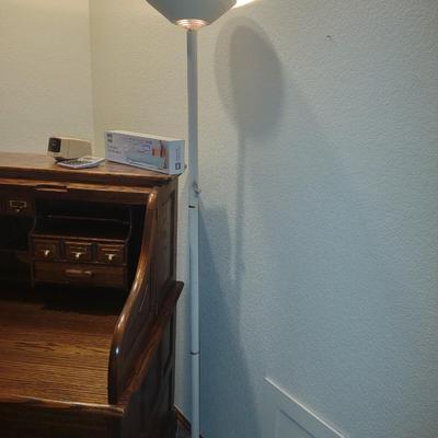 NEW THERMAL LAMINATOR, ELECTRIC PENCIL SHARPENER & TORCHIERE FLOOR LAMP