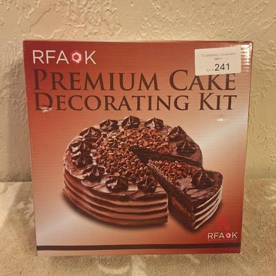 RFAQK Premium Cake Decorating Kit