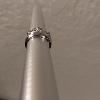 Ring size 8-see notes