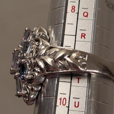 STS 925 sterling silver ring size 9 light blue stones