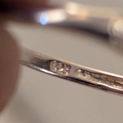 STS 925 Sterling silver ring size 8 with Dark blue stone (lapis lazuli?)