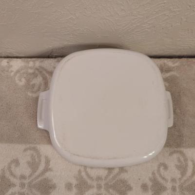 Corning ware 2 qt baking size with spice of life pattern