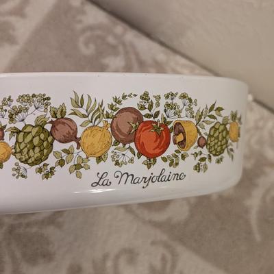 Corning ware 2 qt baking size with spice of life pattern