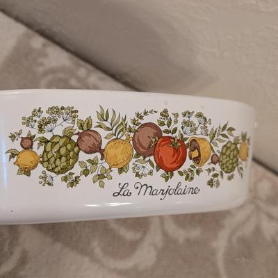 Corning ware 2 qt baking size with spice of life pattern