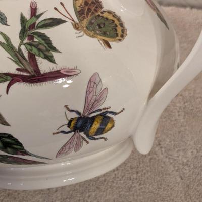 Portmeirion Botanic Garden teapot "Dog Rose" with butterflies  1972 4 cup teapot and lid
